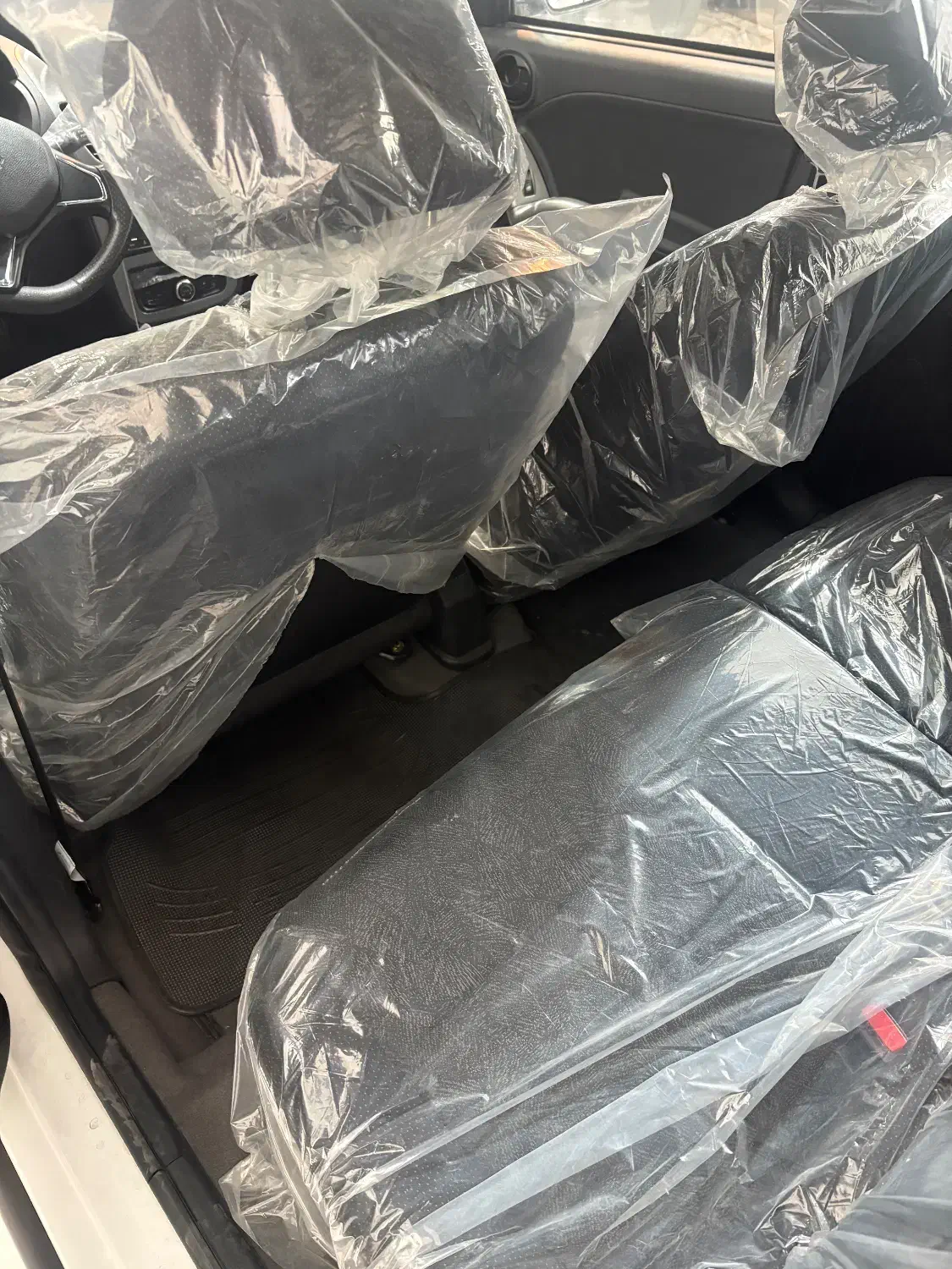 کوییک ار اس سفید مشکی صفر کیلومتر|خودرو سواری و وانت|یزد, |دیوار