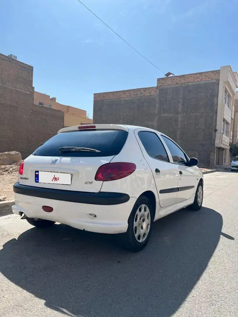 206 تیپ ۵|خودرو سواری و وانت|یزد, |دیوار