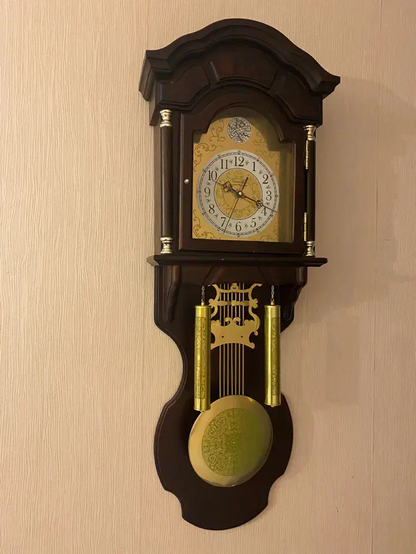 ساعت دیواری تمیز و سالم|ساعت دیواری و تزئینی|تهران, ونک|دیوار