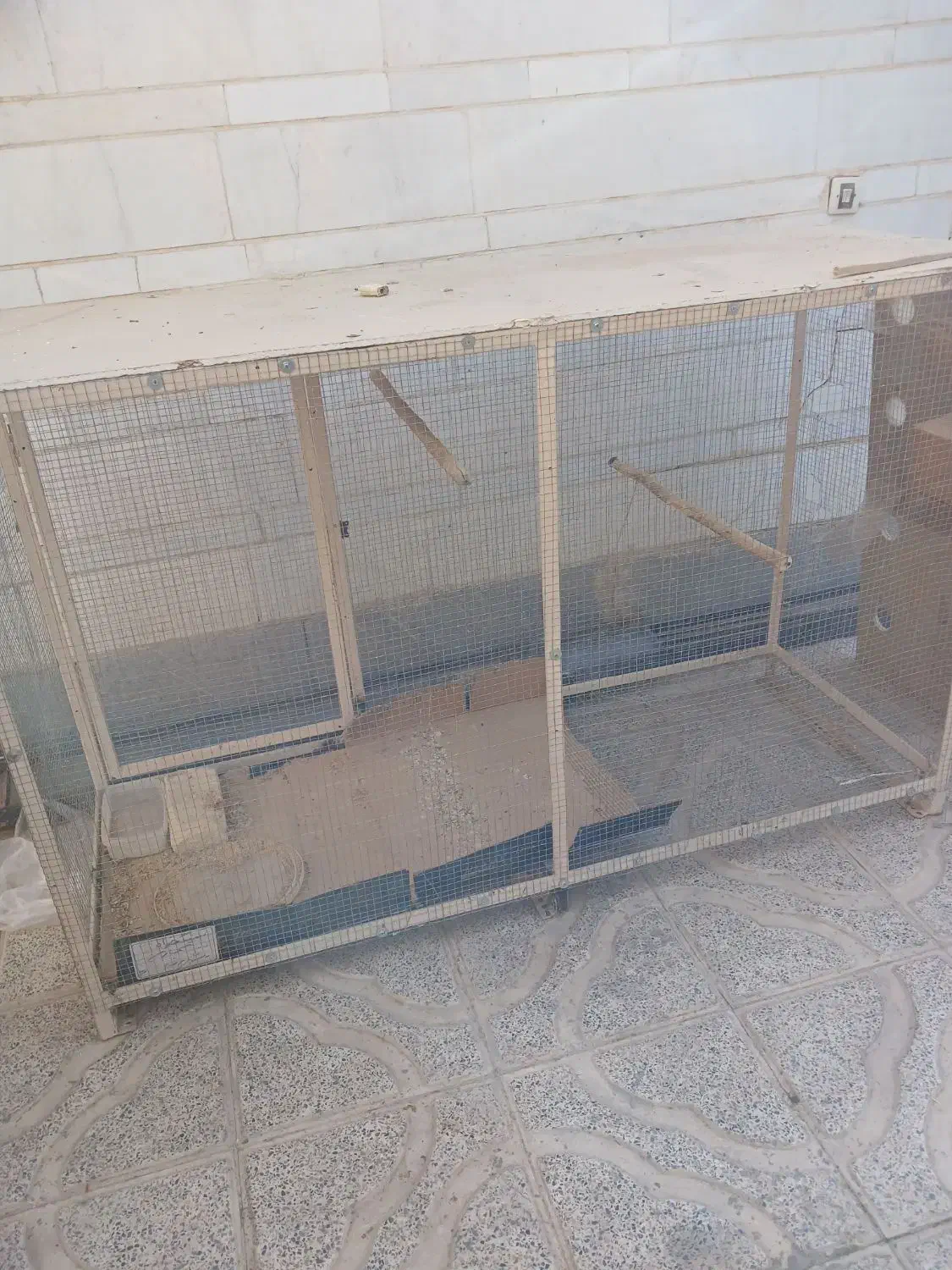قفس بزرگ پرنده شهرضا|لوازم جانبی حیوانات|شهرضا, |دیوار