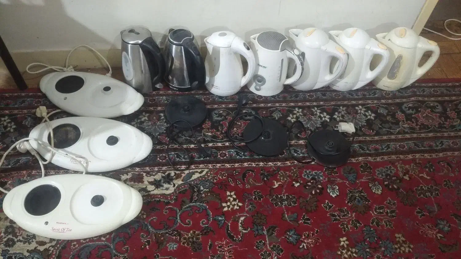 کتری برقی و سینی برقی تفال و غیره|سماور، چای‌ساز، قهوه‌ساز|شاهین‌شهر, فردوسی|دیوار