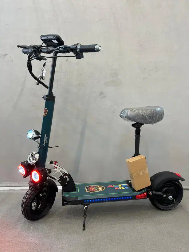 اسکوتر برقی|دوچرخه، اسکیت، اسکوتر|خرمآباد, |دیوار