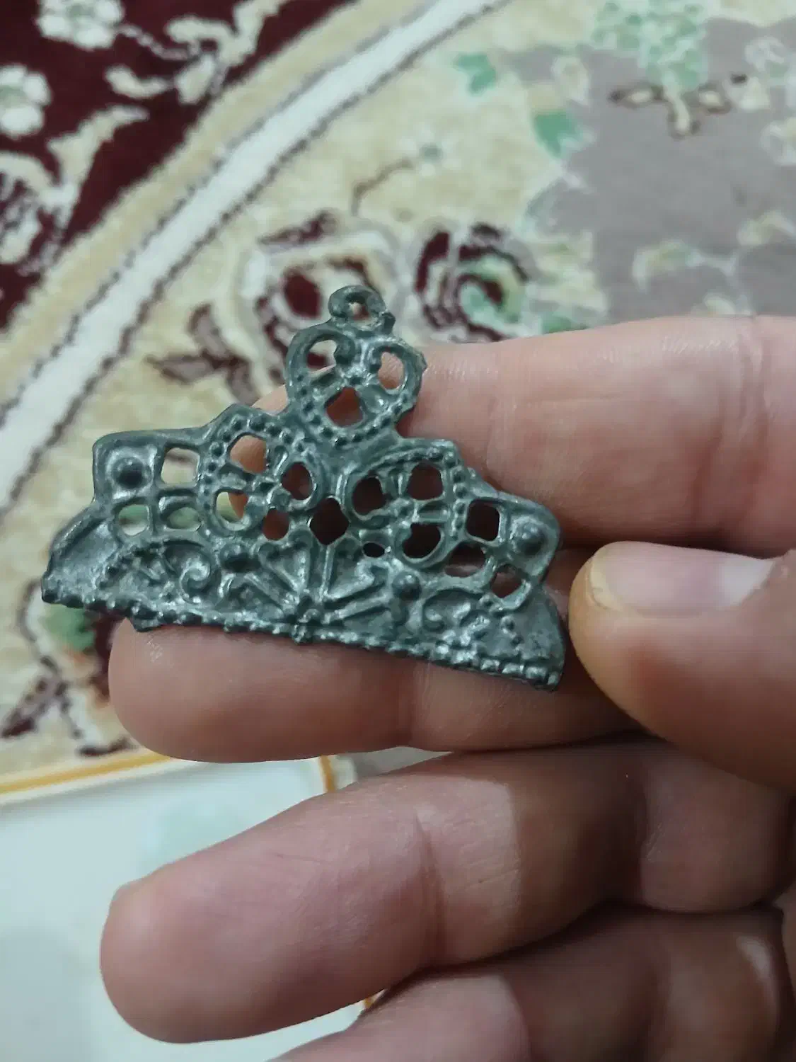 گوشواره قدیمی|کلکسیون اشیاء عتیقه|رومشکان, |دیوار