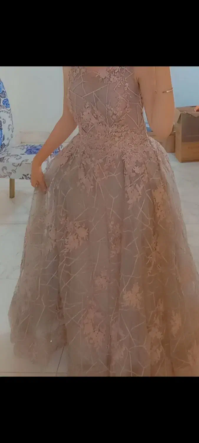 لباس مجلسی|لباس|اسفراین, |دیوار