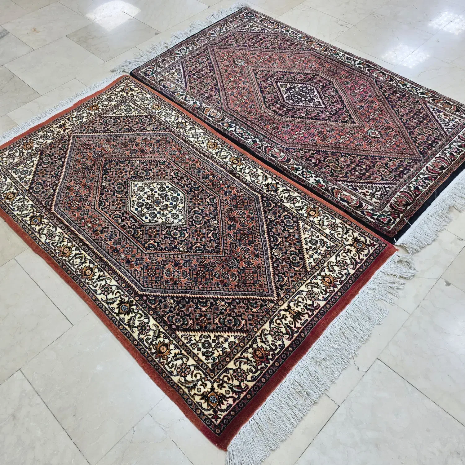 دوعدد ذرع‌چارک بیجار و زنجان نو|فرش|تهران, شیراز|دیوار