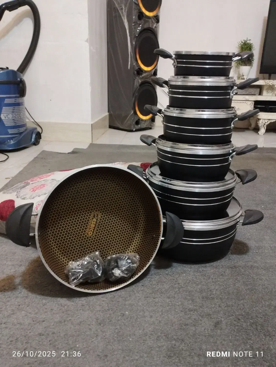 قابلمه ناسوز زنبوری 12 پاچه|ظروف پختوپز|پاکدشت, پاکدشت (مامازند)|دیوار