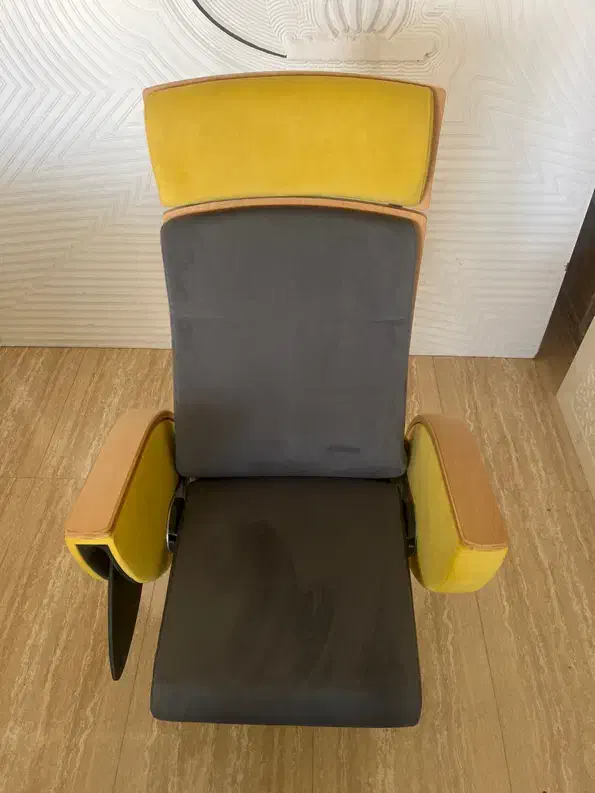 صندلی مهندسی ، اداری ، کنفرانسی|صندلی و نیمکت|کیش, |دیوار