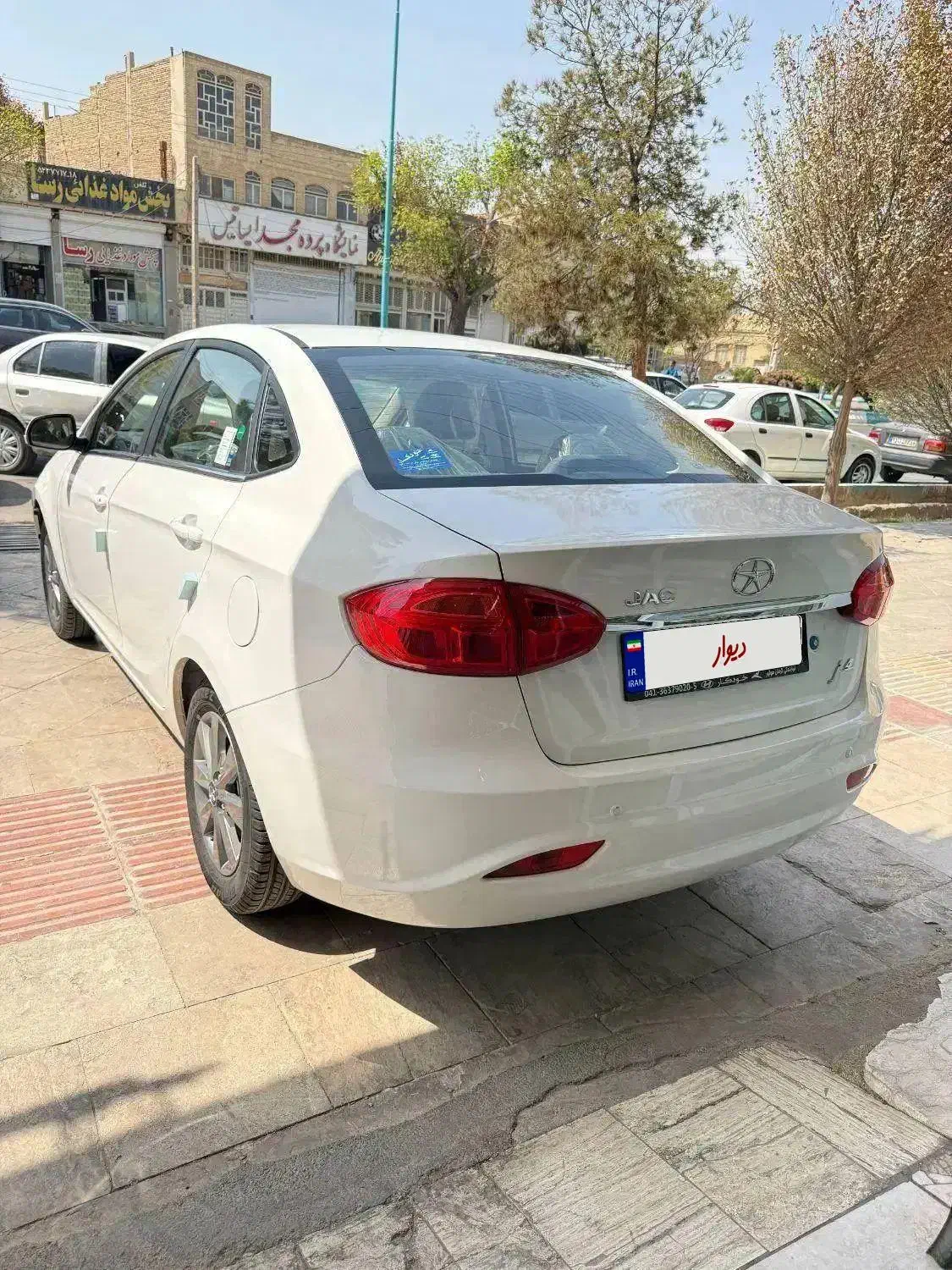 اتو رئیسی نقد و اقساط/ جک j4|خودرو سواری و وانت|یزد, |دیوار