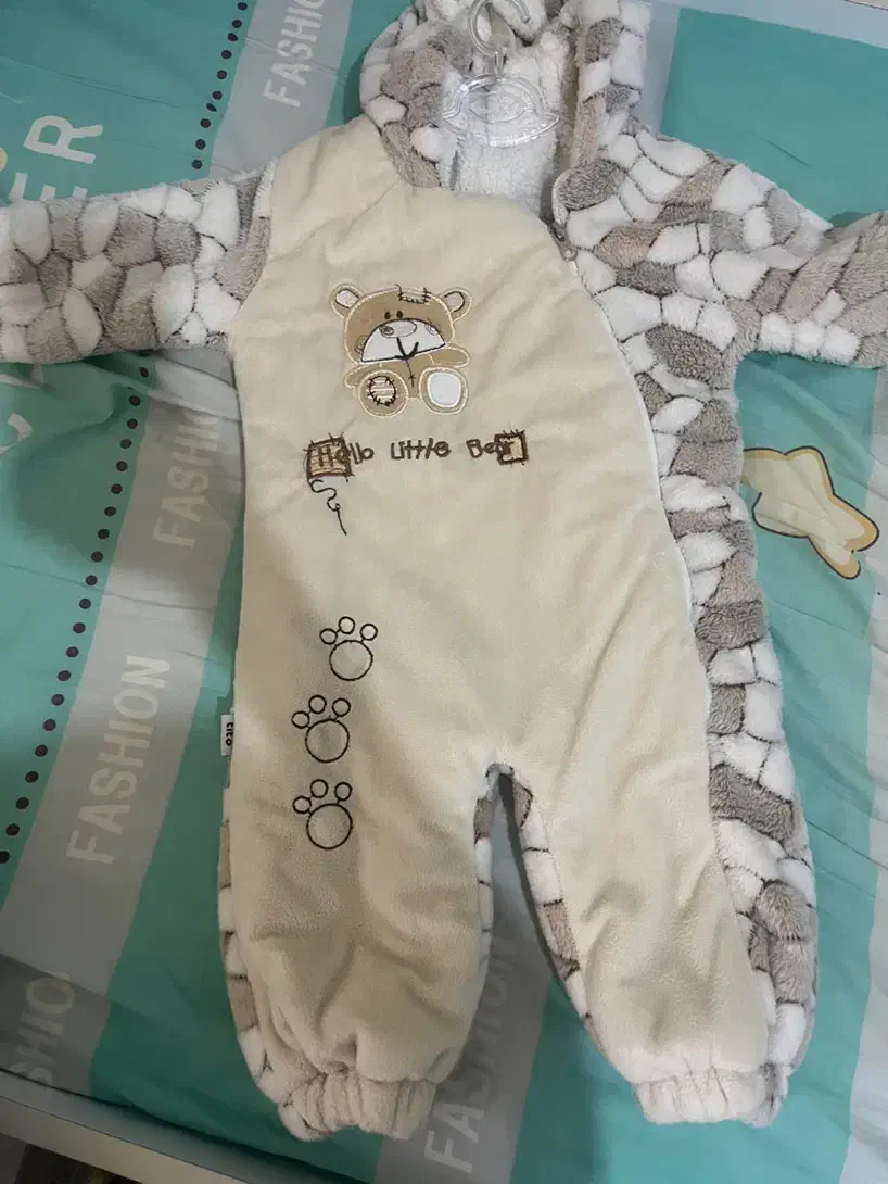 کاپشن سرهمی|کفش و لباس بچه|قدس, شهر‌قدس|دیوار