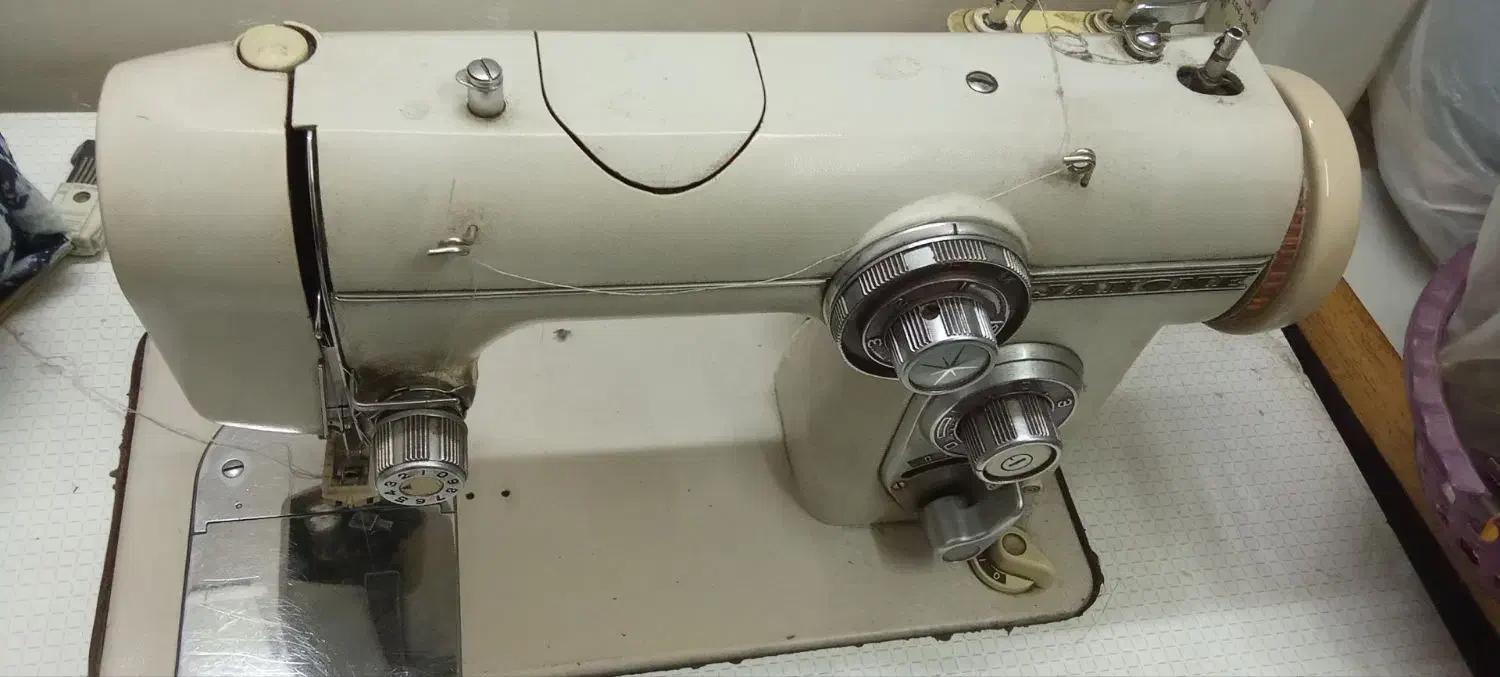 چرخ خیاطی|چرخ خیاطی و ریسندگی|همدان, |دیوار