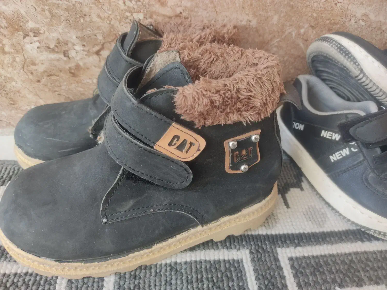 چکمه دخترانه سایز 28|کفش و لباس بچه|زاهدان, |دیوار