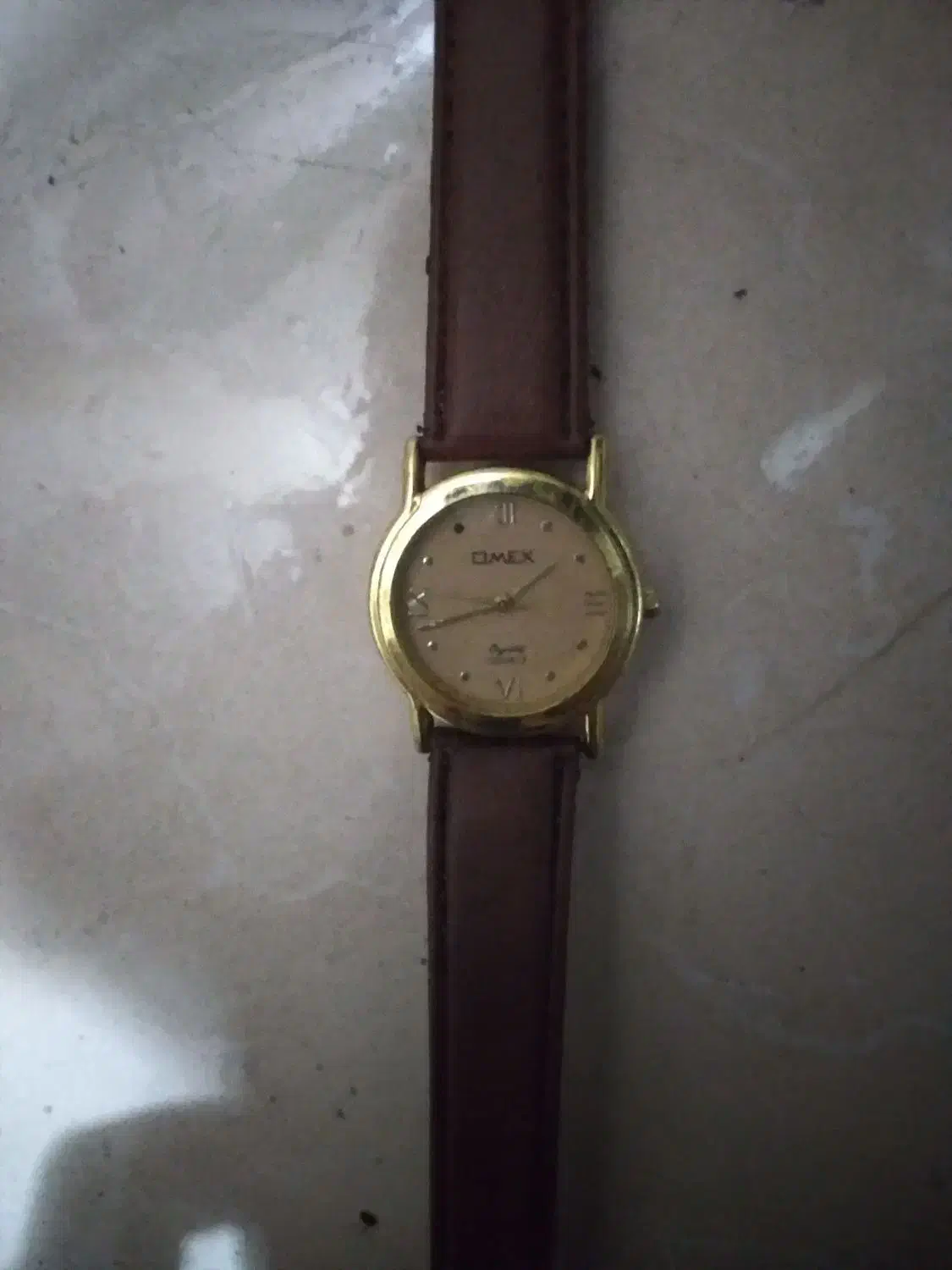 ساعت اوماکس(Omax)|ساعت|فولادشهر, مسکن مهر فولادشهر|دیوار