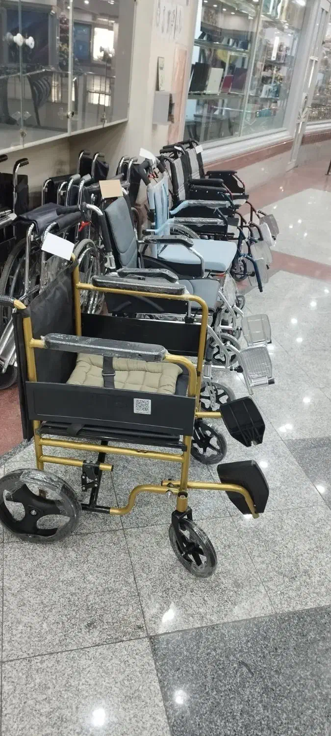 کمجا و سبک و مناسب سفر و روزمره( ویلچر)|آرایشی، بهداشتی، درمانی|تهران, فردوس|دیوار