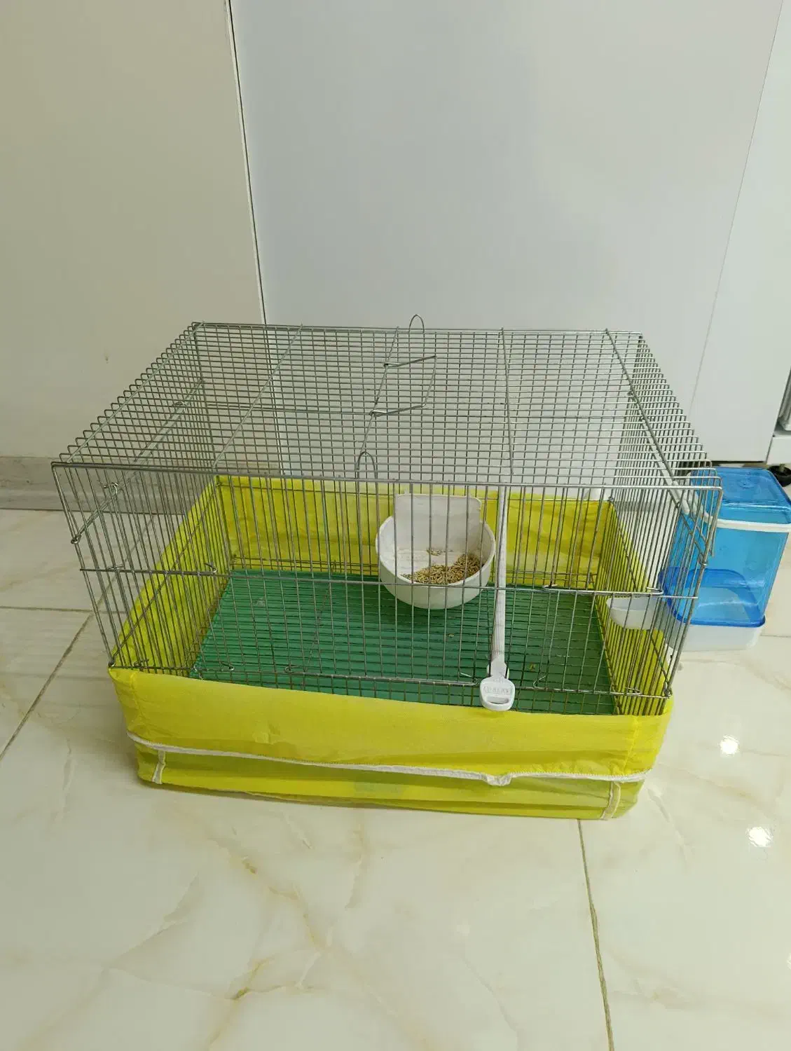 قفس در حد نو|لوازم جانبی حیوانات|شاهین‌شهر, شهرک گلدیس|دیوار