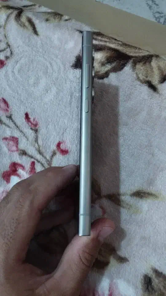 S24اولترا رنگ بنفش درحد آک رام 8حافظه 256گیگ|موبایل|مهران (ایلام), |دیوار