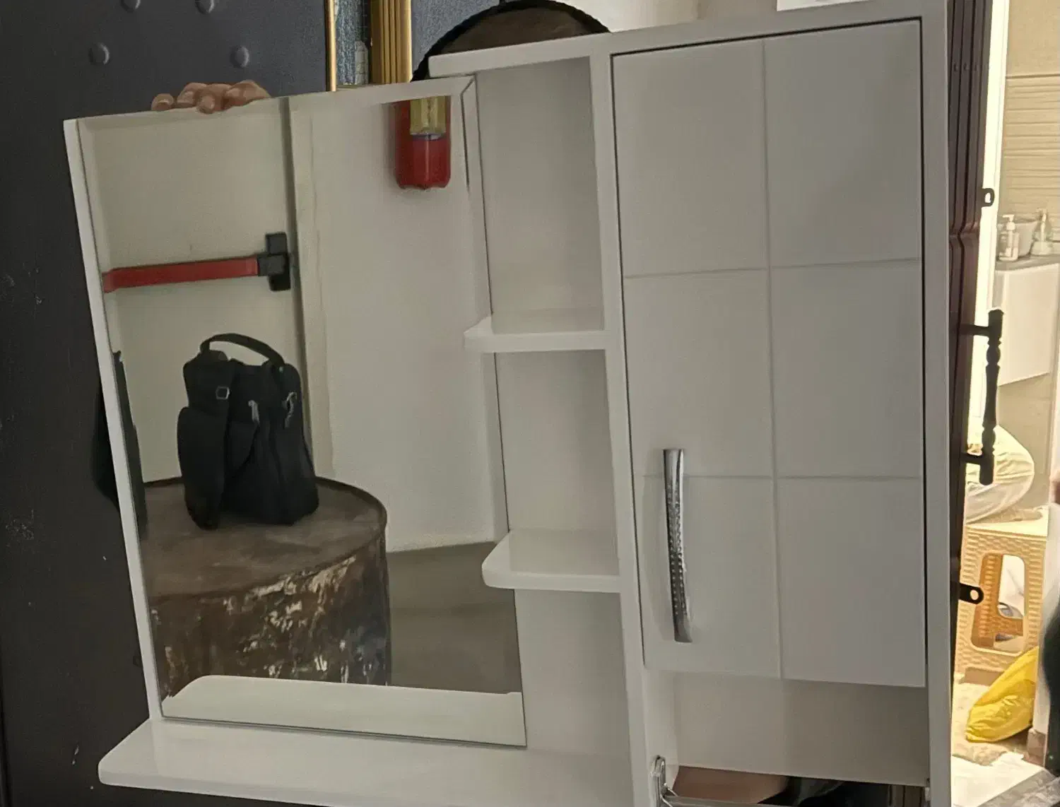 دو عدد آینه باکس روشویی کیفیت عالی|لوازم سرویس بهداشتی|تهران, تهرانپارس شرقی|دیوار