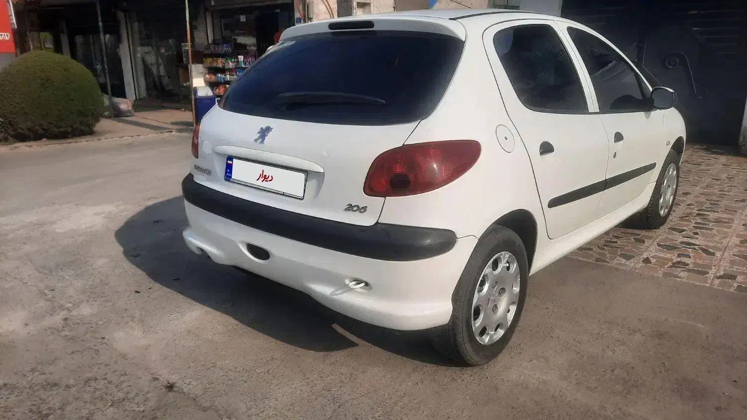 پژو ۲۰۶ تیپ۵ مدل ۹۲|خودرو سواری و وانت|رشت, جهاد|دیوار