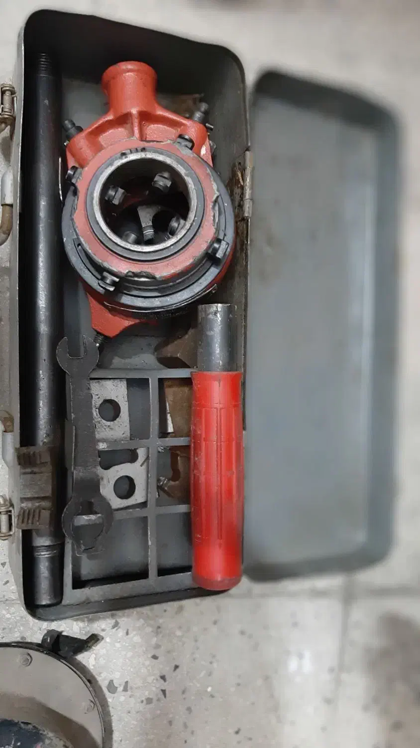 حدیده و لوله بری به همراه ابزار آلات|ابزارآلات|کرج, کیانمهر|دیوار