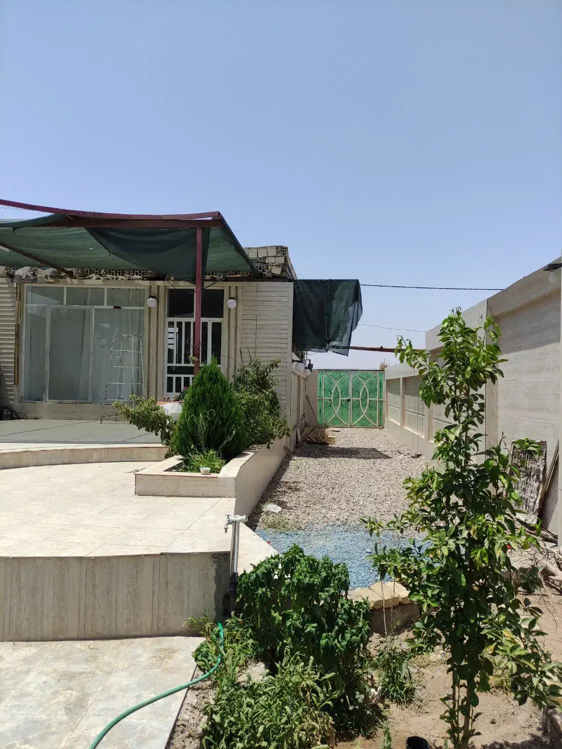 خانه باغ اجاره ای|اجارهٔ کوتاه‌مدت ویلا و باغ|بافق, |دیوار