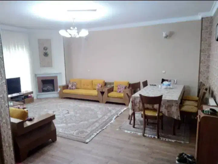 واحد ۷۷ متر زیر قیمت منطقه کرج اکومال رزکان واریان|فروش آپارتمان|کرج, شهرک بنفشه|دیوار