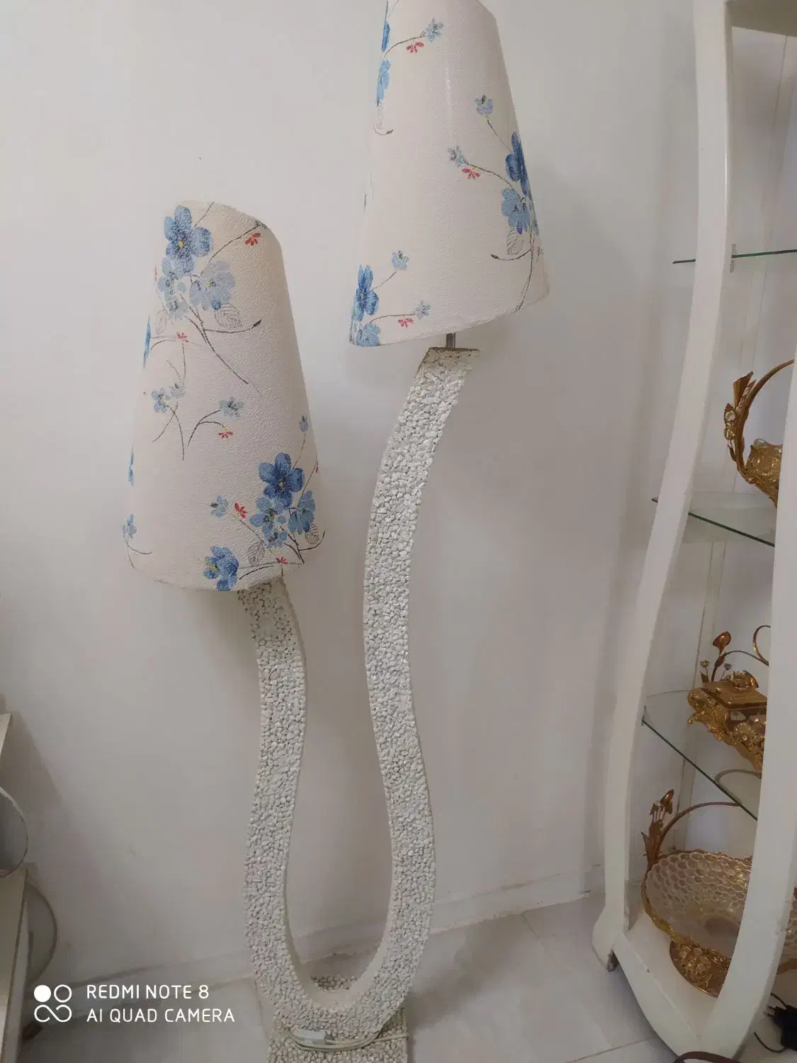 اباژر|چراغ خواب و آباژور|رشت, فلسطین|دیوار