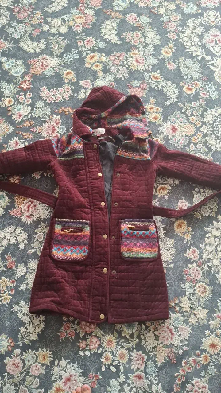 پالتو|لباس|فرخشهر, |دیوار