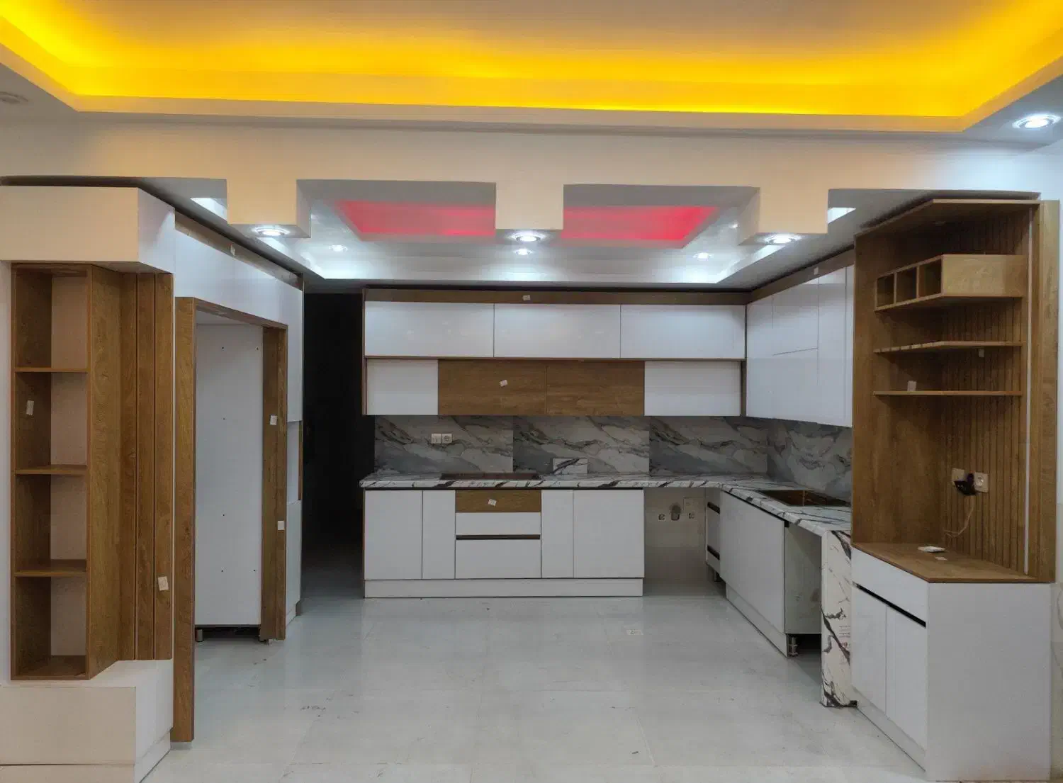 شاگرد کابینت کاری|استخدام معماری، عمران و ساختمانی|سیرجان, |دیوار