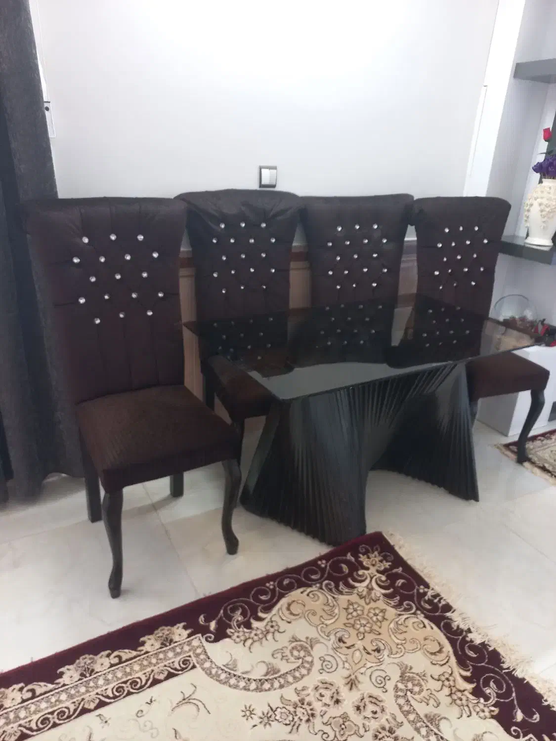 میز نهار خوری|میز و صندلی غذاخوری|جلگه شوقان, |دیوار