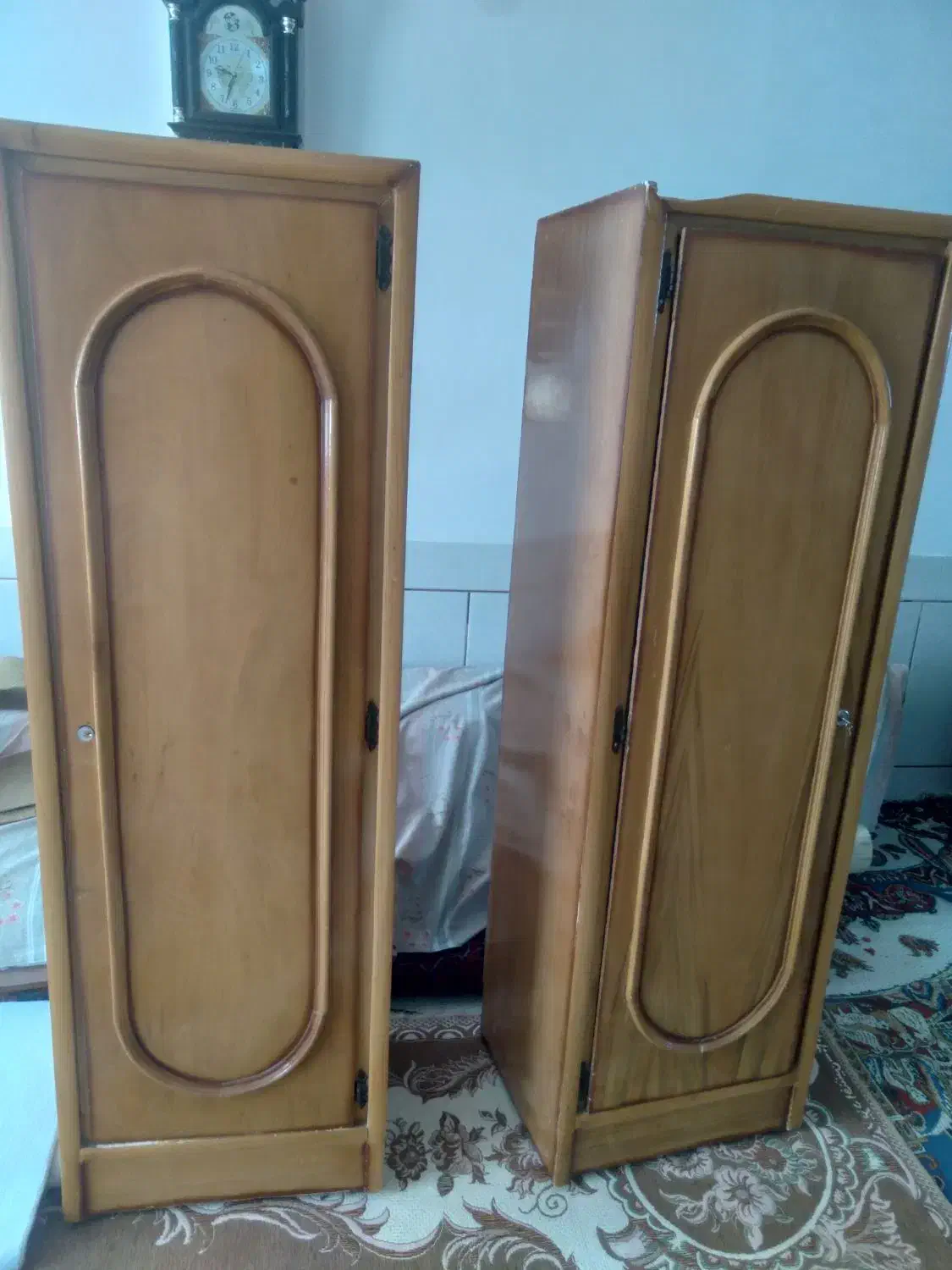 کمد لباسی و ویترین چوبی|مبلمان خانگی و میز عسلی|لنجان, |دیوار