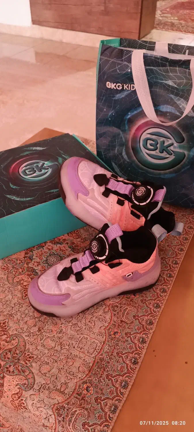 کفش  اسکیتی مارک بی کی جی|دوچرخه، اسکیت، اسکوتر|یاسوج, |دیوار