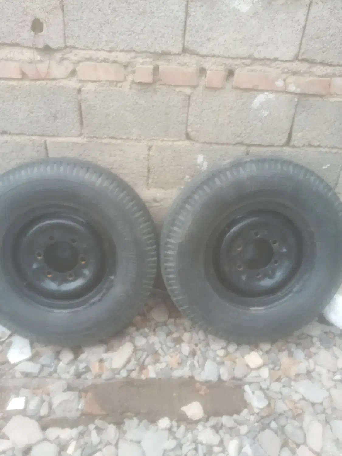 لاستیک جلوی نیسان|قطعات یدکی و لوازم جانبی|تاتار علیا, |دیوار