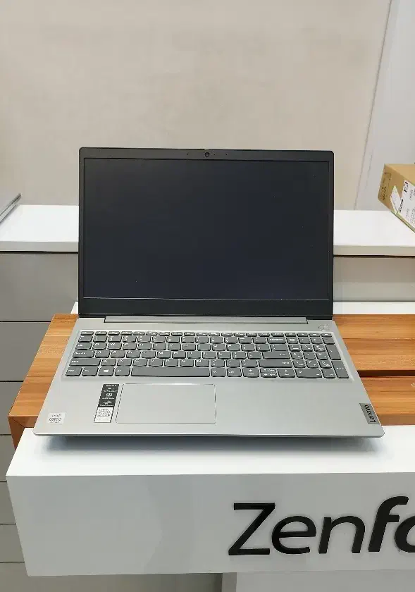 لپتاپ نسل 10 با پردازنده i5 و صفحه لمسی تمیز|رایانه همراه|تبریز, |دیوار