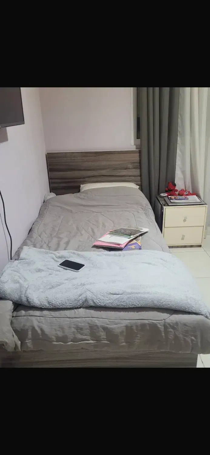 تخت و کمد و در اور|تخت و سرویس خواب|کرج, حصارک بالا|دیوار