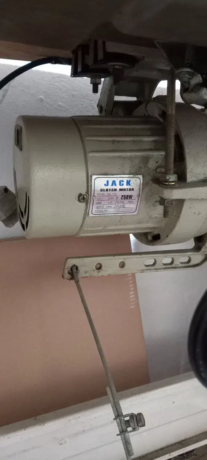 چرخ صنعتی مناسب کار در منزل|چرخ خیاطی و ریسندگی|بابل, |دیوار