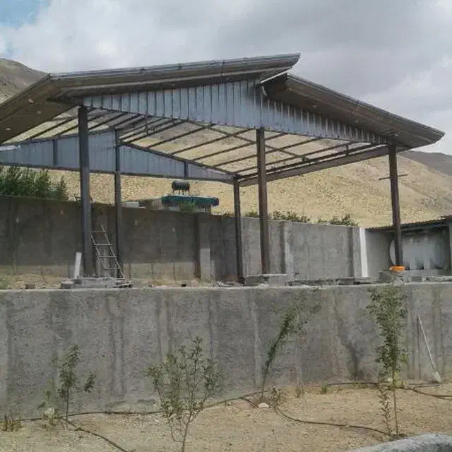 شیروانی اجرا ونصب سوله خرپا فروش ورق رنگی ایرانیت|خدمات پیشه و مهارت|زنجان, |دیوار