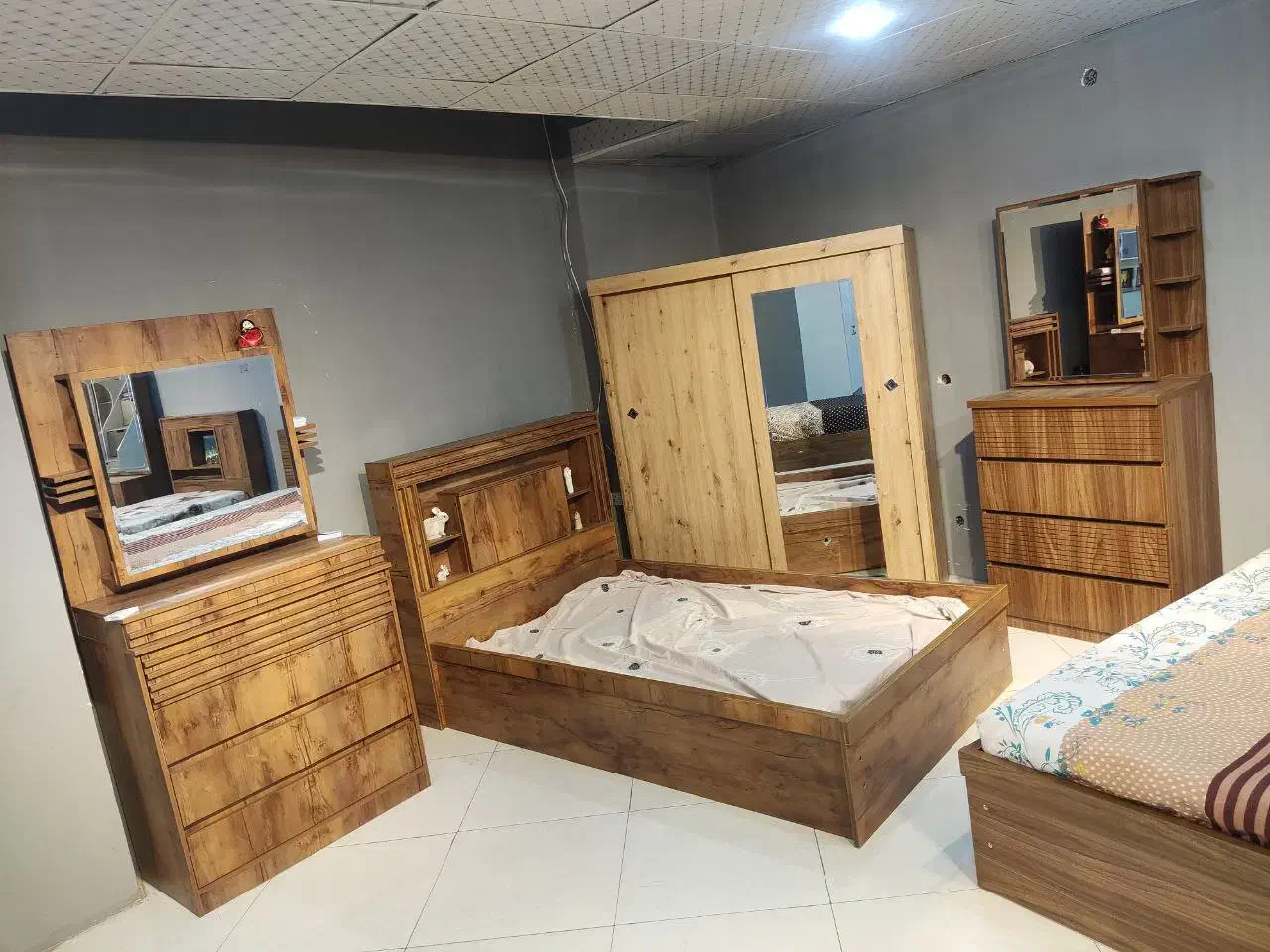 مصنوعات چوبی|تخت و سرویس خواب|اصفهان, بابوکان|دیوار