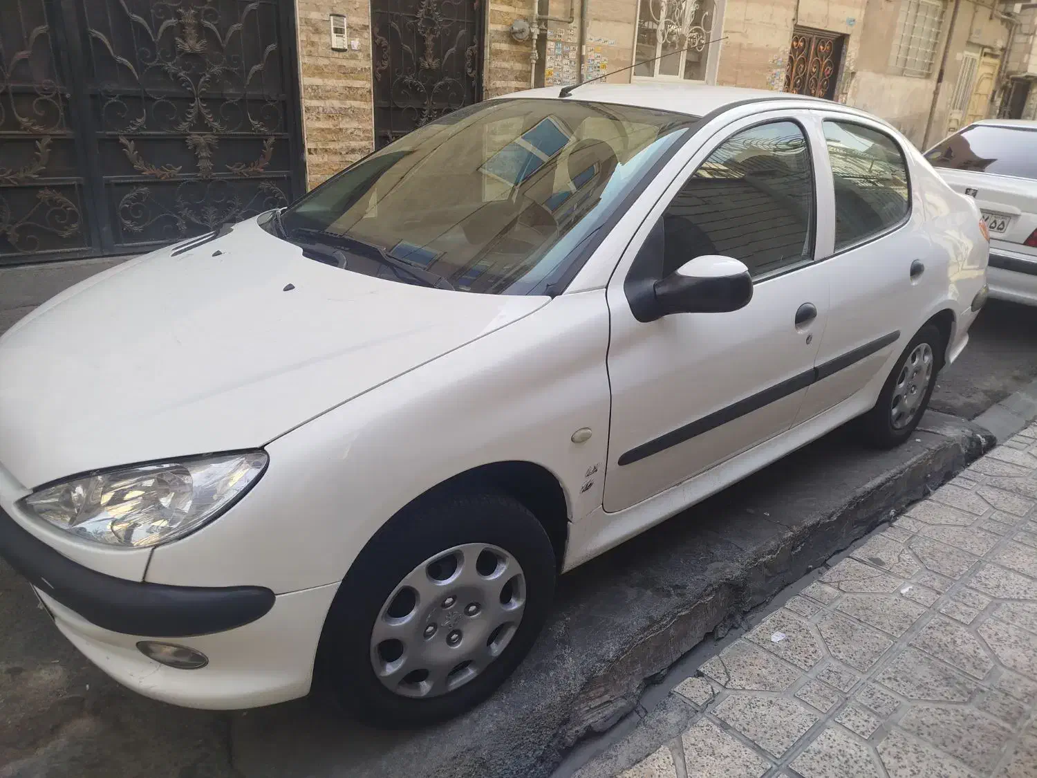 ۲۰۶ مدل ۱۳۹۳ V8فول|خودرو سواری و وانت|تهران, شهرک شریعتی|دیوار