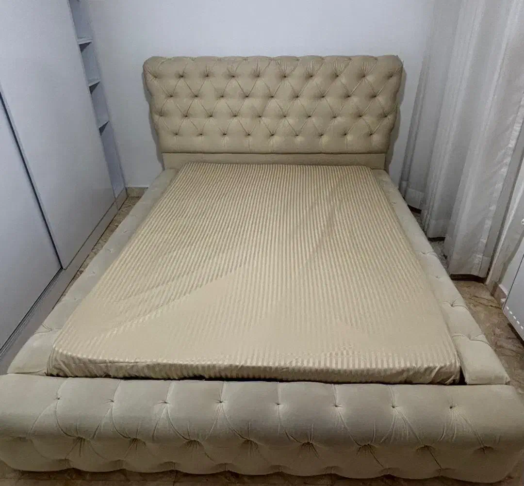 سرویس خواب|تخت و سرویس خواب|رشت, حمیدیان|دیوار