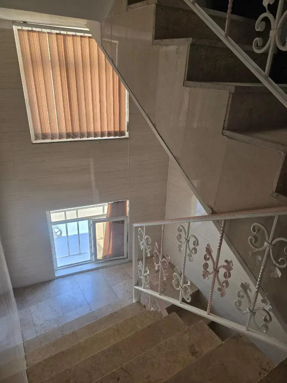 مغازه تجاری و خانه مسکونی|فروش آپارتمان|سمیرم, |دیوار