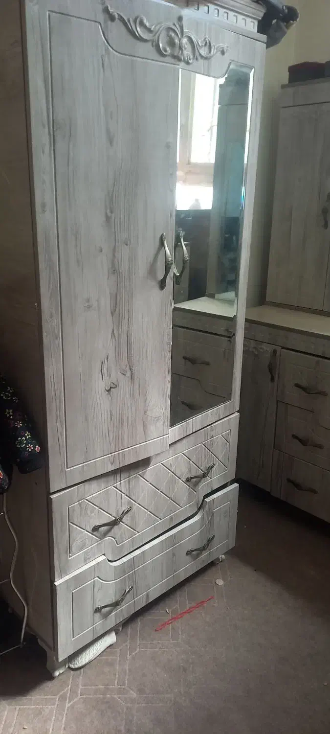 فروش یکجا و تکی وسایل منزل(تمیز و سالم)|میز تلویزیون|بیرجند, |دیوار