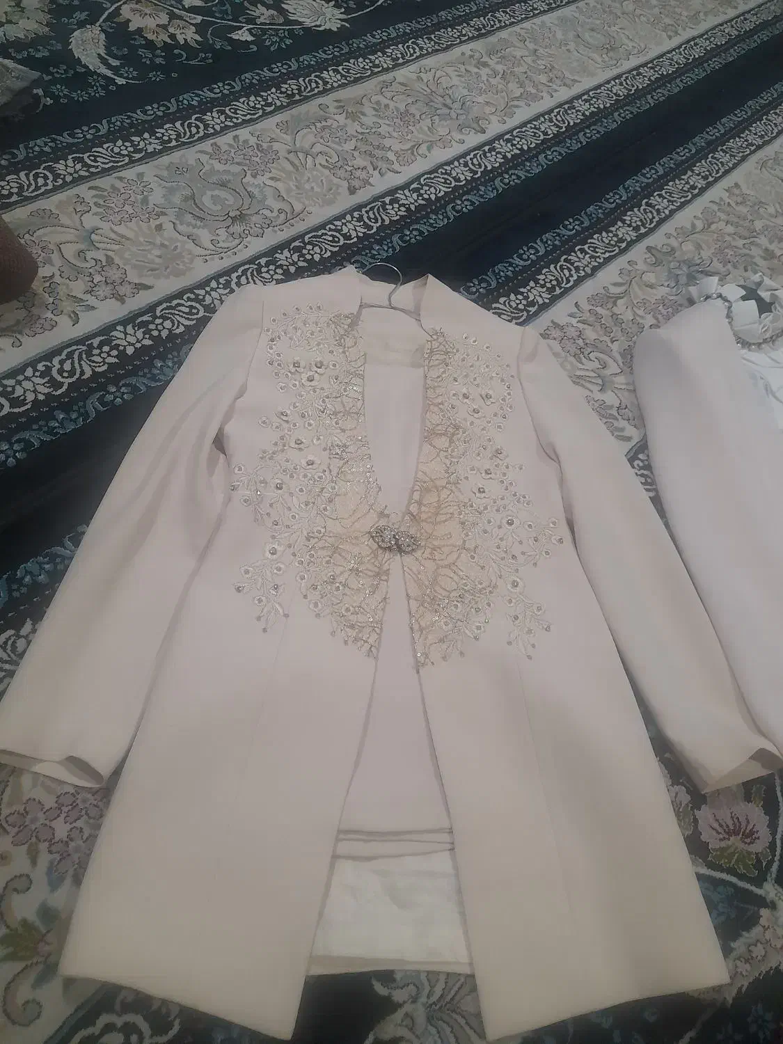 دو دست کت شلوار نو وتمیز سالم|لباس|خرمآباد, |دیوار