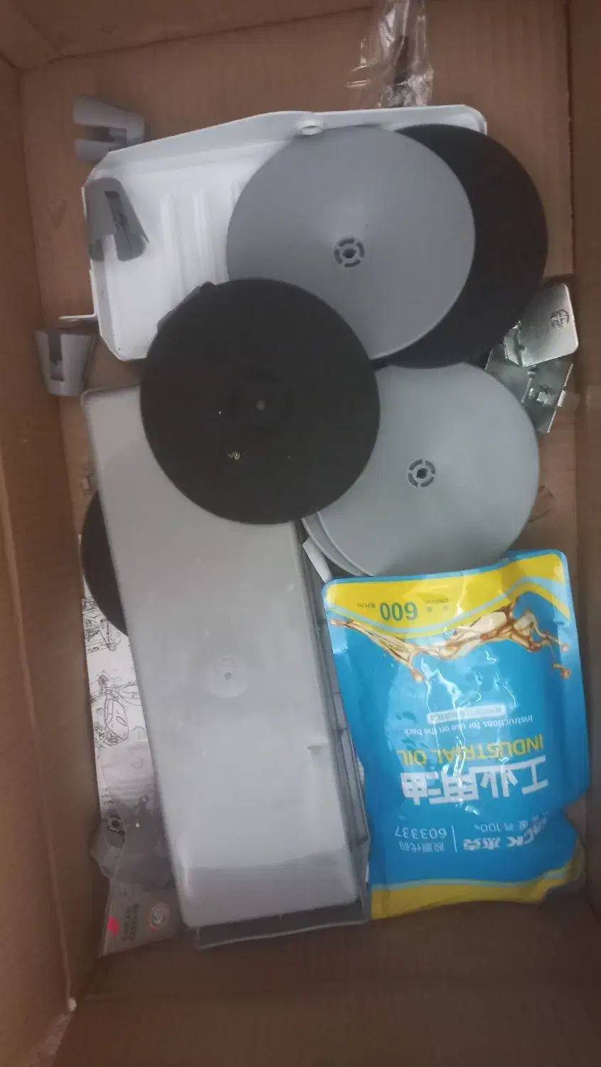 چرخ صنعتی w4|چرخ خیاطی و ریسندگی|بردسکن, |دیوار