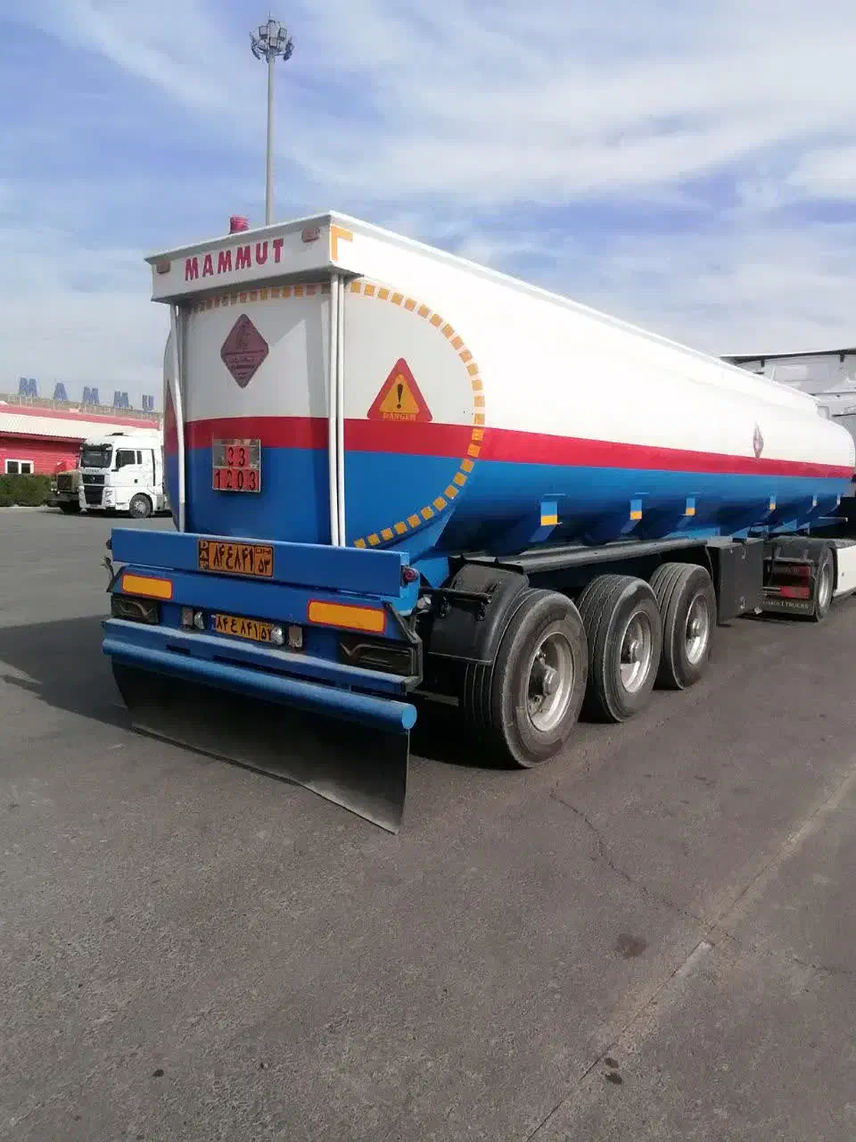 تانک ماموت سه محور سند دار|خودرو سنگین|اصفهان, جلفا|دیوار