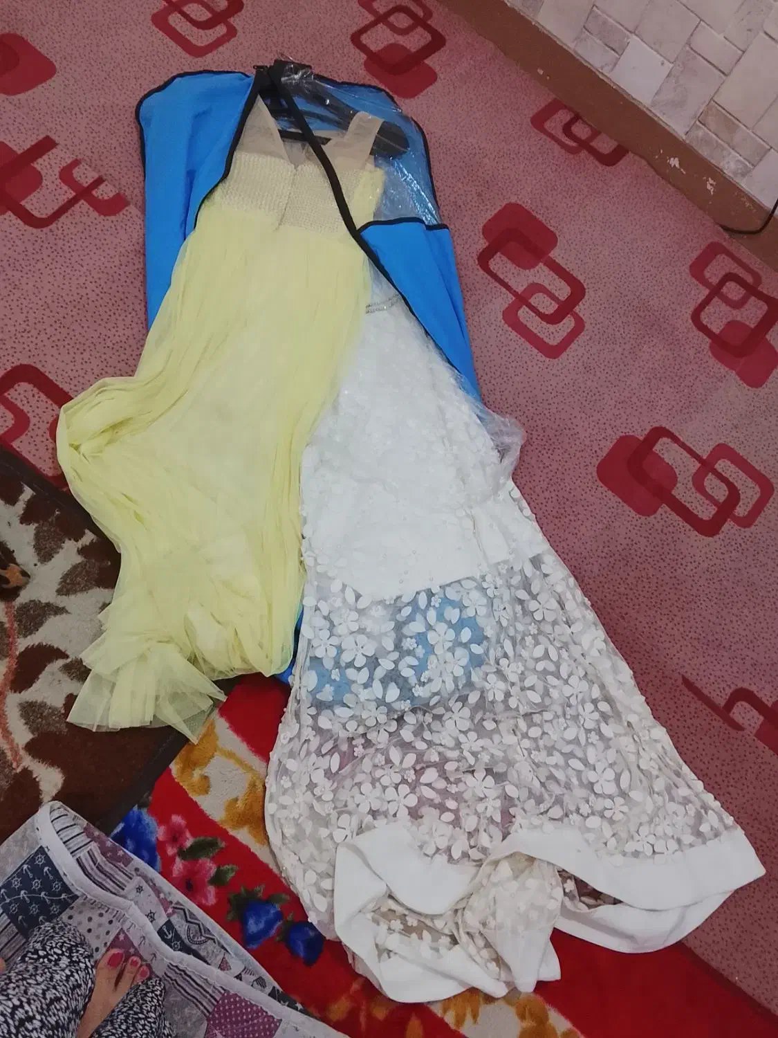 مجلسی نو.|لباس|بندر گناوه, |دیوار