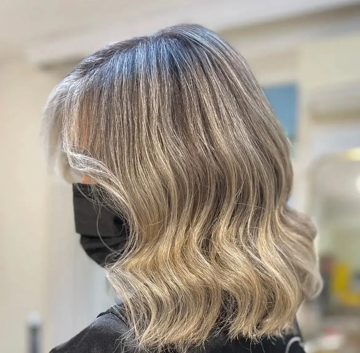 رنگ و لایت وکراتین و موخره گیری و کاشت ناخن|خدمات آرایشگری و زیبایی|شهرکرد, |دیوار