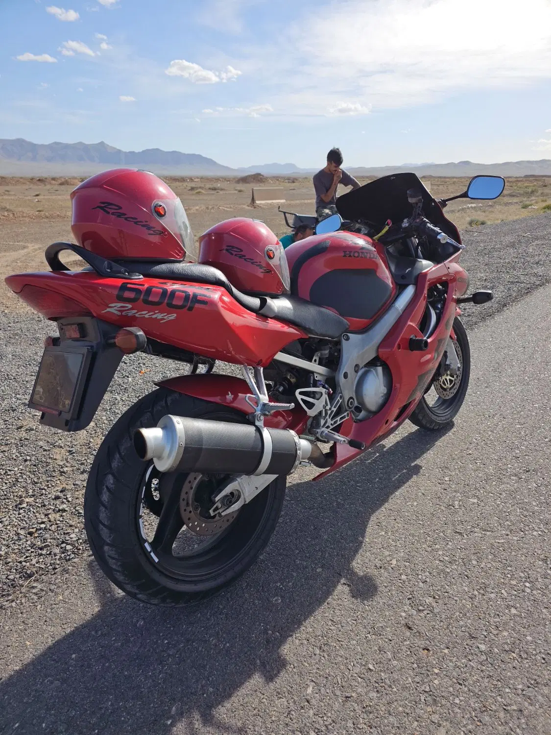 cbr 600f|موتورسیکلت|شاهین‌شهر, گزبرخوار|دیوار