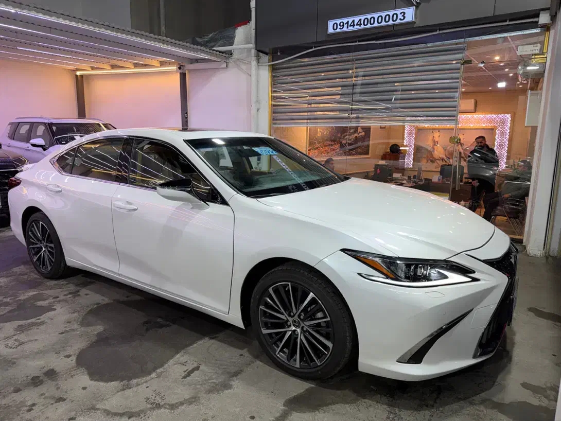 لکسوس ES 300h 2025|خودرو سواری و وانت|تبریز, |دیوار