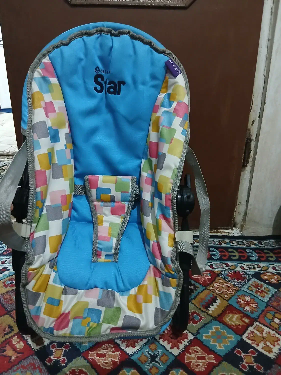 کریر بچه|تخت و صندلی بچه|قرچک, داوود آباد|دیوار