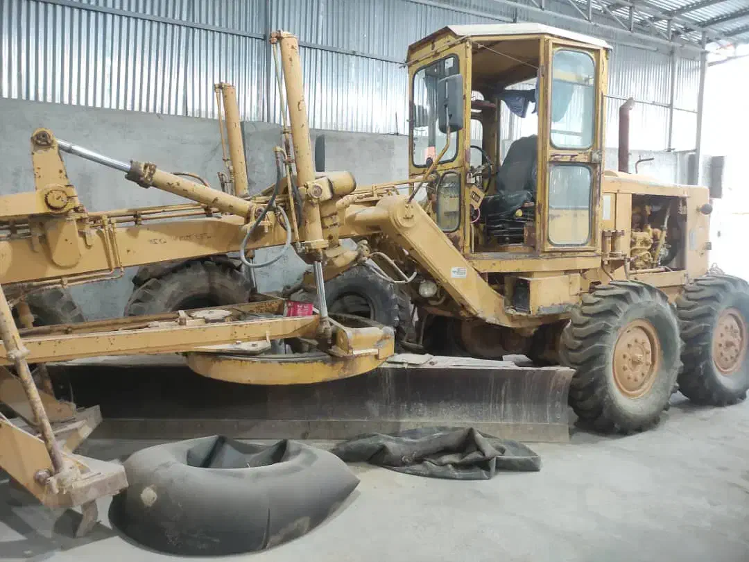 komstso|خودرو سنگین|فراشبند, |دیوار