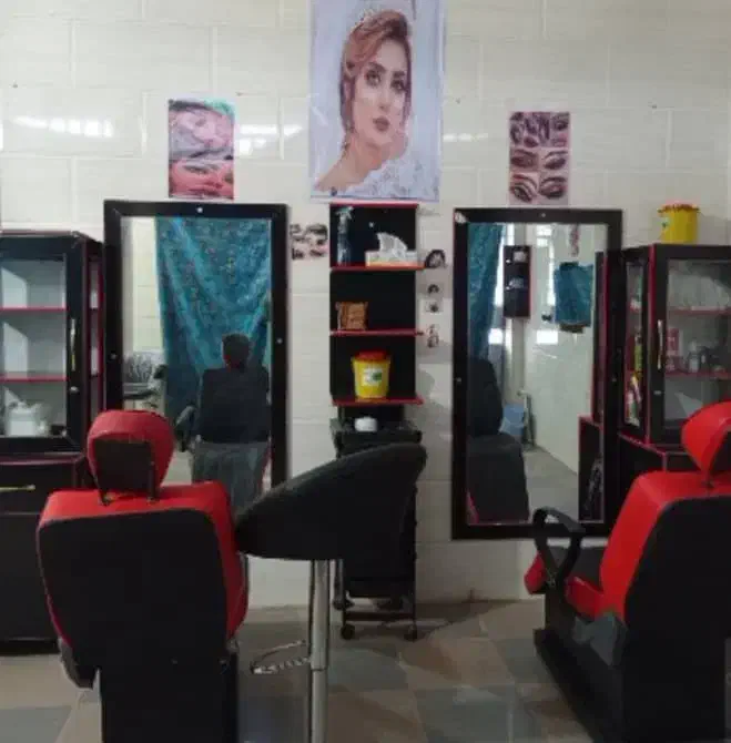 دکور آرایشگاه باقیمت مناسب|آرایشگاه و سالن‌های زیبایی|خاش, |دیوار